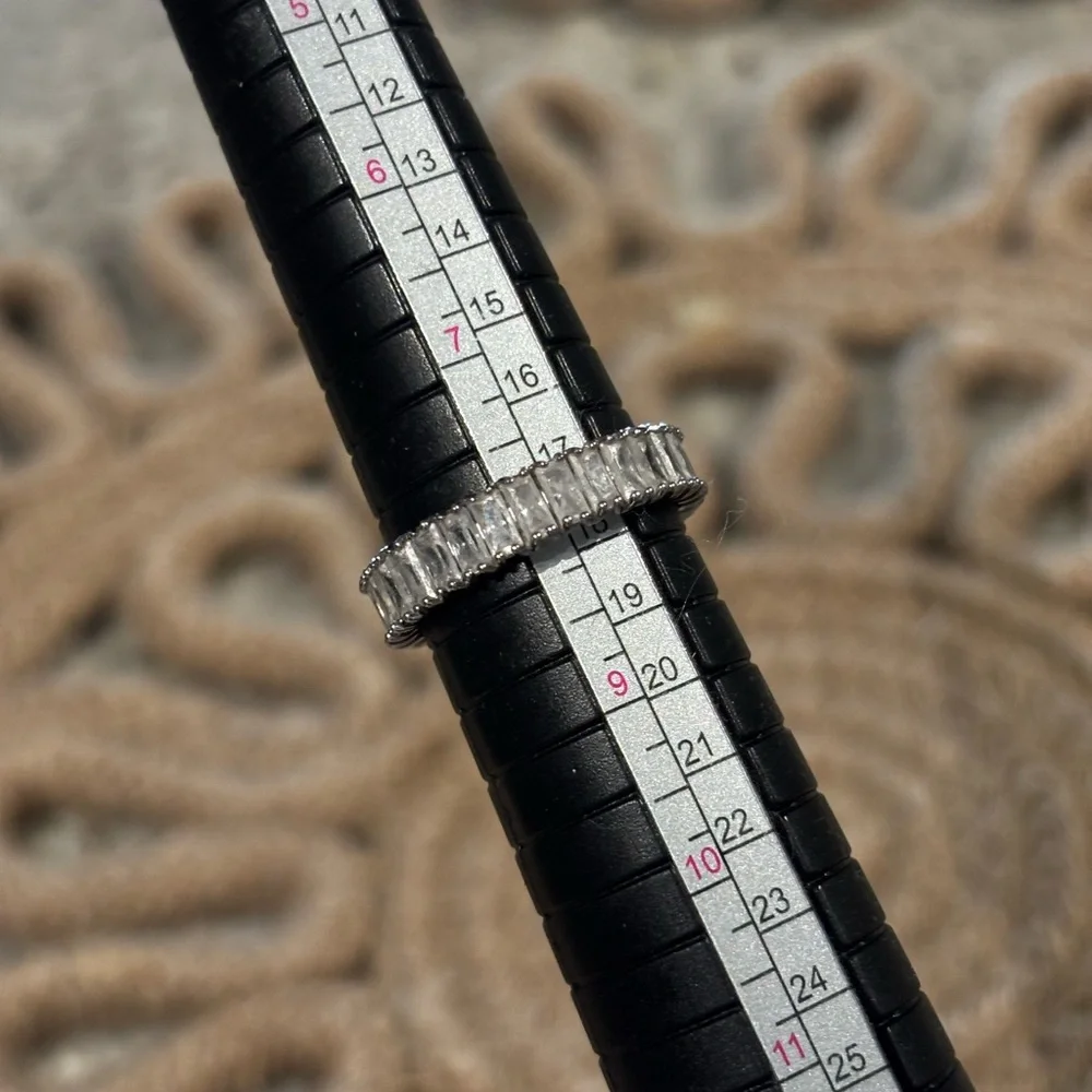2 Swarovski rings FINAL SALE - Picture 7 of 16